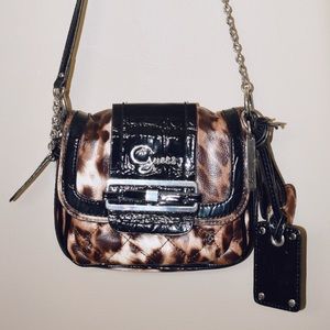 VINTAGE GUESS BAG!! Don’t miss out❗️